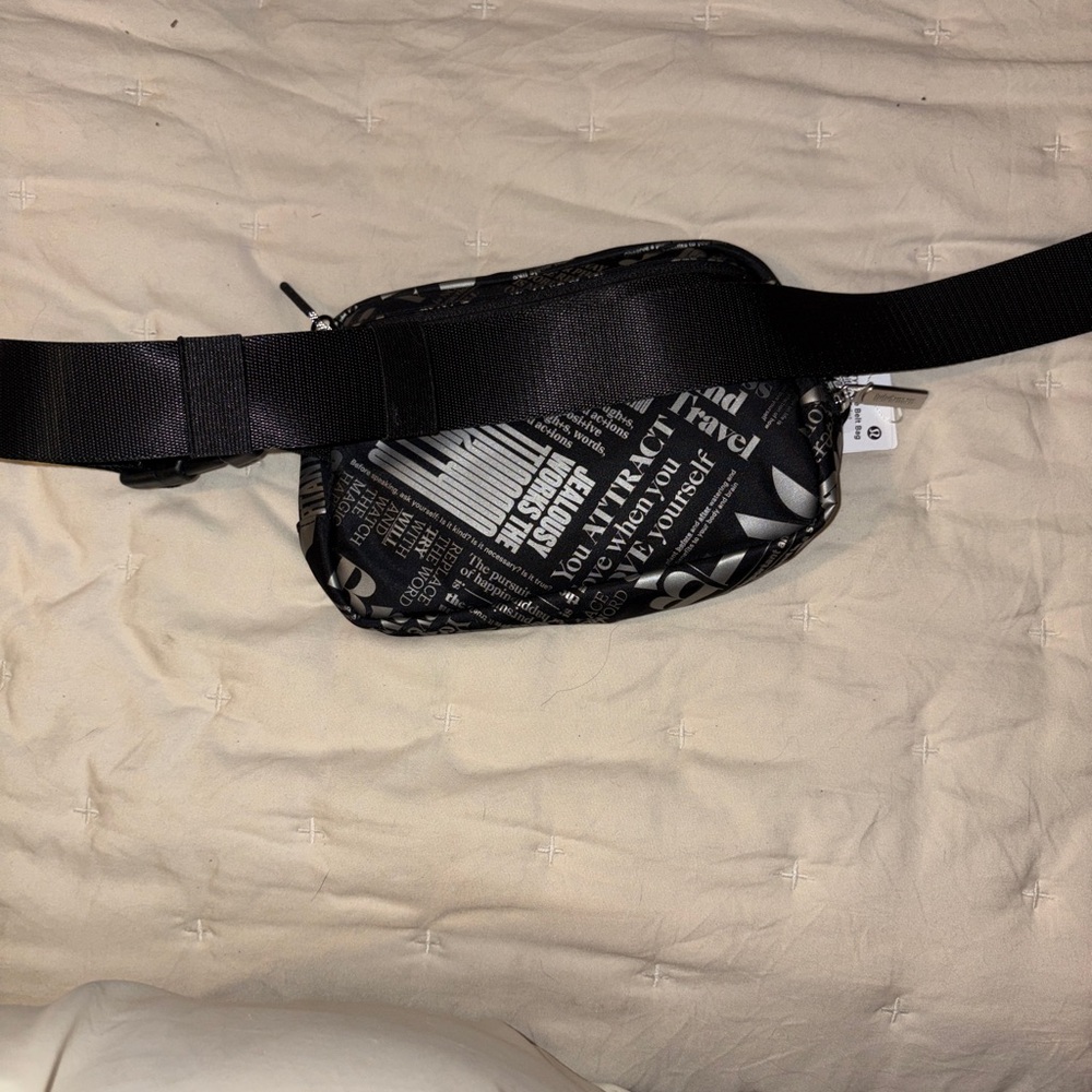 Lululemon Athletica Black and Silver Text Travel Bag
Cross Posted! - Picture 4 of 6